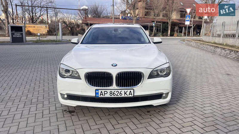 Bmw 7 series (2012)