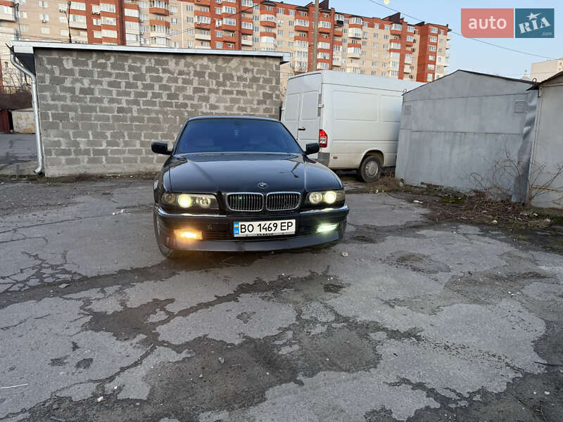 Bmw 7 series (1996)