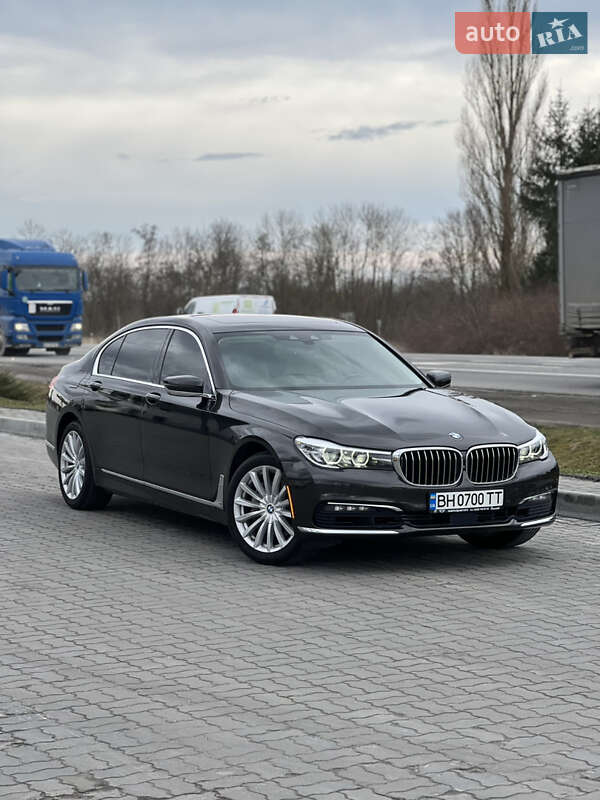 Bmw 7 series (2015)