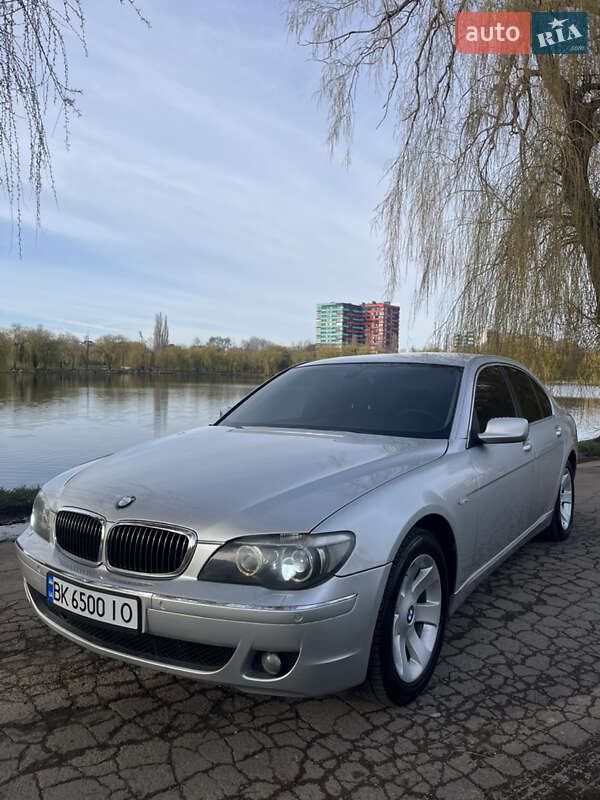 Bmw 7 series (2007)