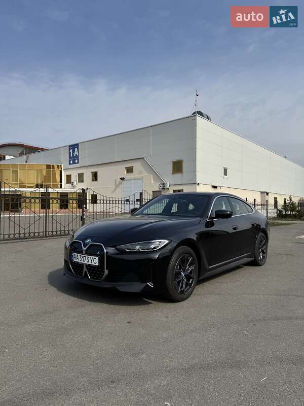 Bmw I4 (2023)