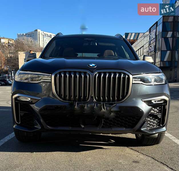 Bmw X7 (2021)