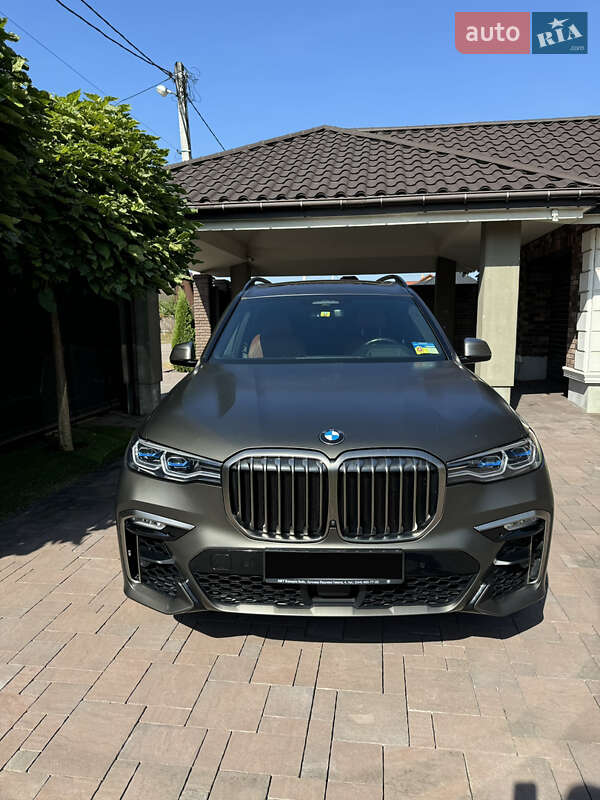 Bmw X7 (2021)