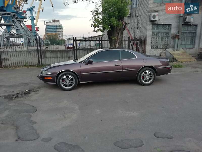 Buick Riviera (1995)