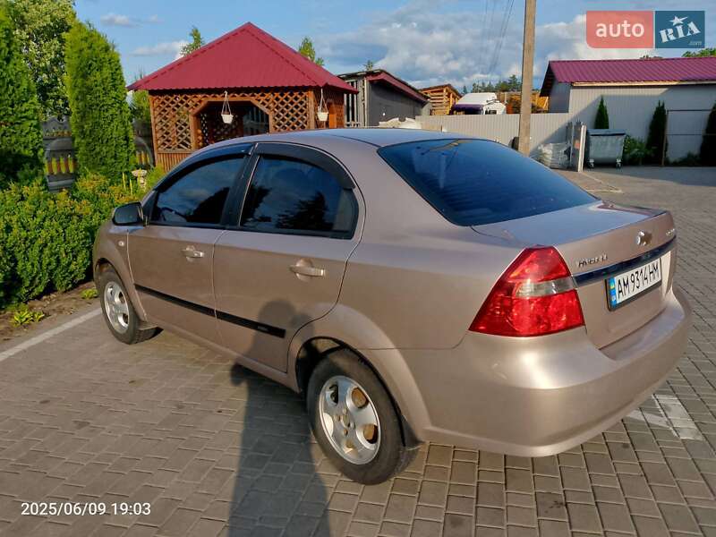 Chevrolet Aveo (2008)