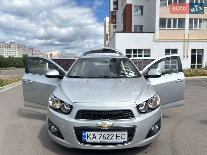 Chevrolet Aveo (2012)