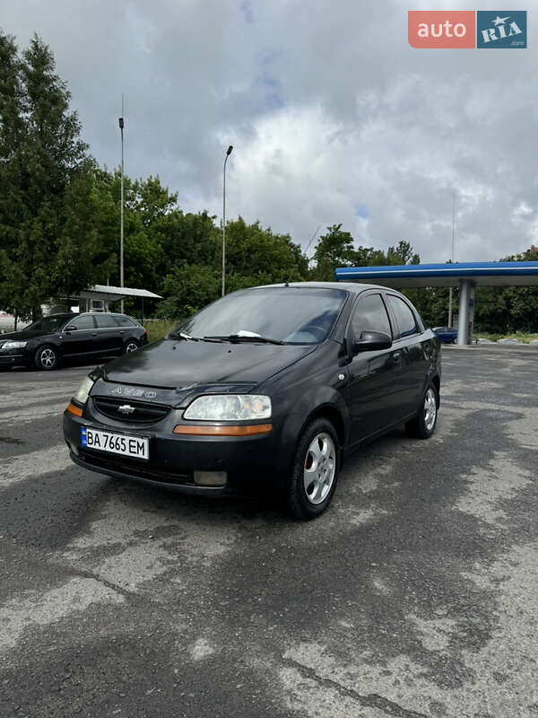 Chevrolet Aveo (2005)
