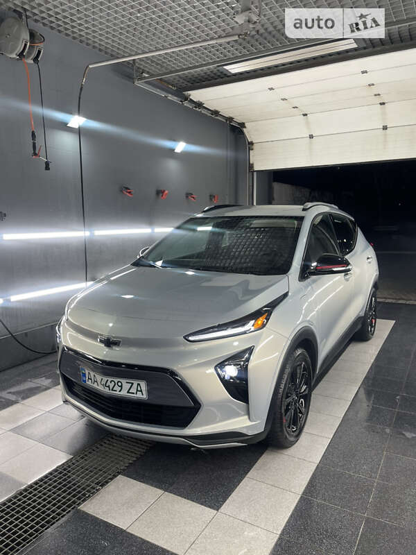 Chevrolet Bolt ev (2023)