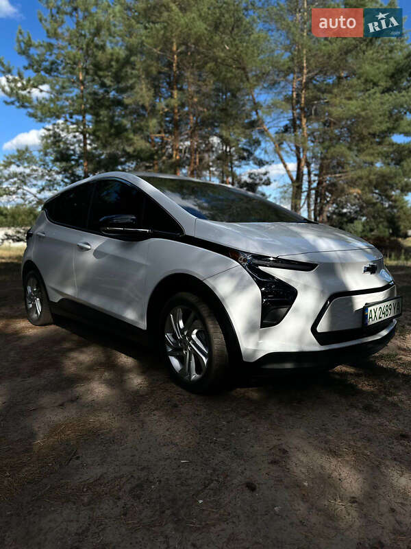 Chevrolet Bolt ev (2023)