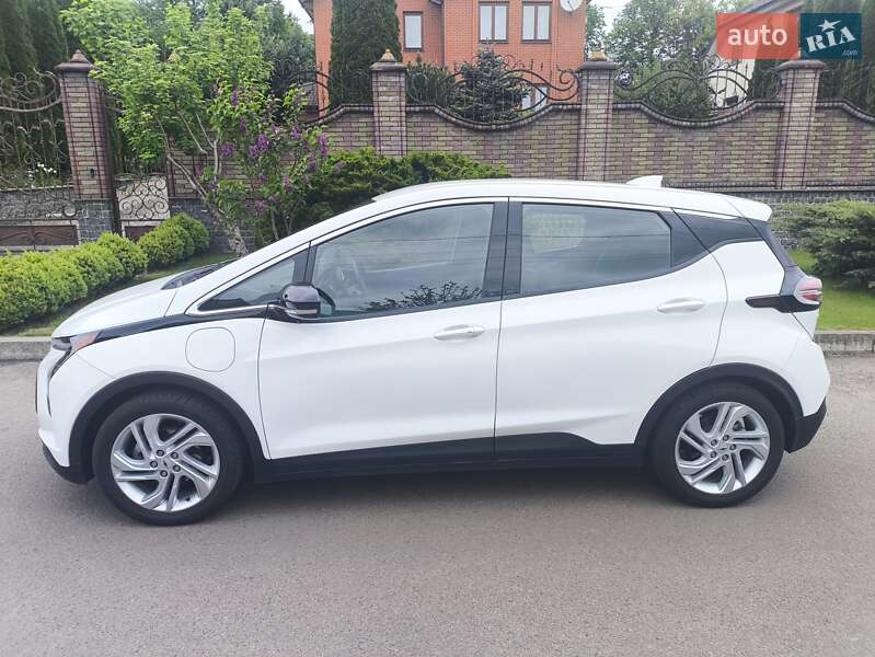 Chevrolet Bolt ev (2023)