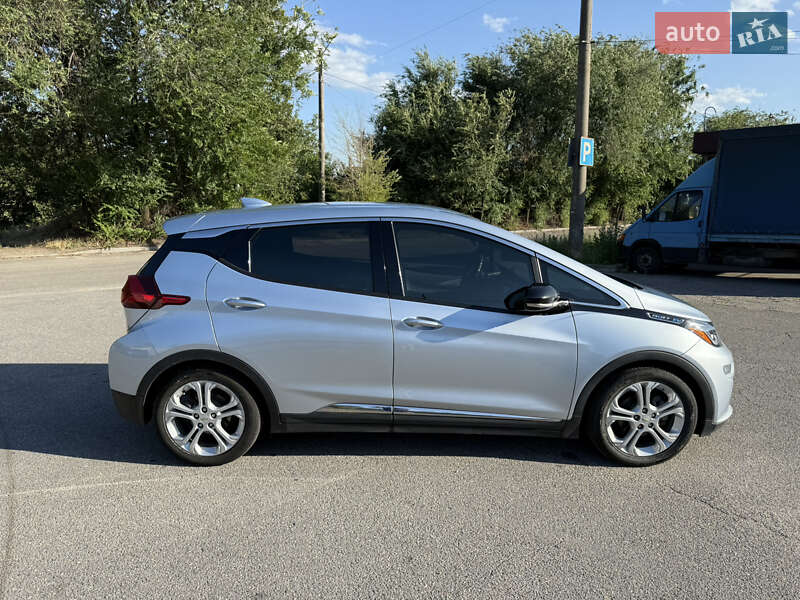 Chevrolet Bolt ev (2017)