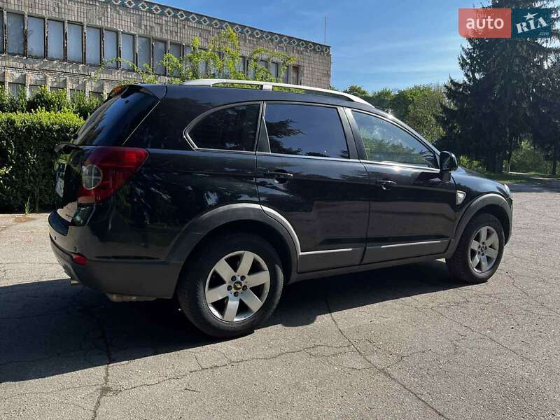 Chevrolet Captiva (2008)
