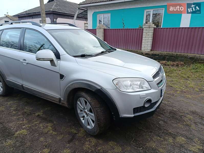 Chevrolet Captiva (2008)