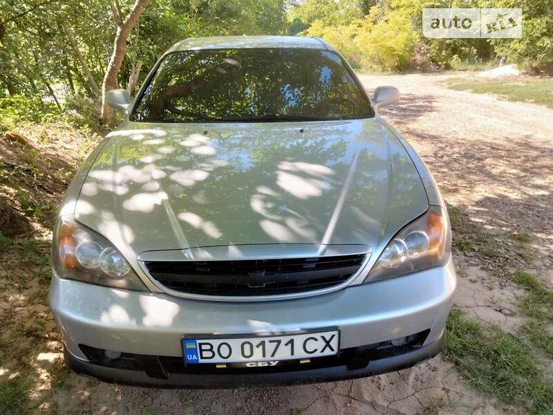 Chevrolet Evanda (2005)