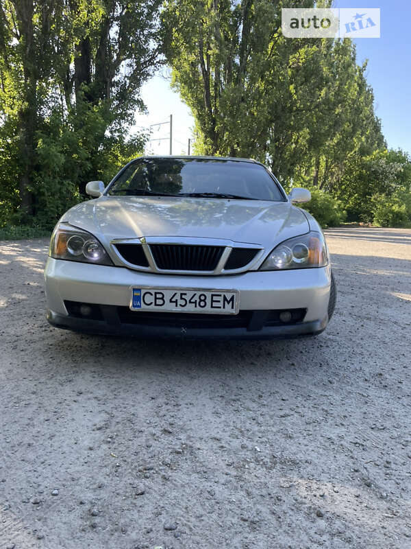 Chevrolet Evanda (2005)