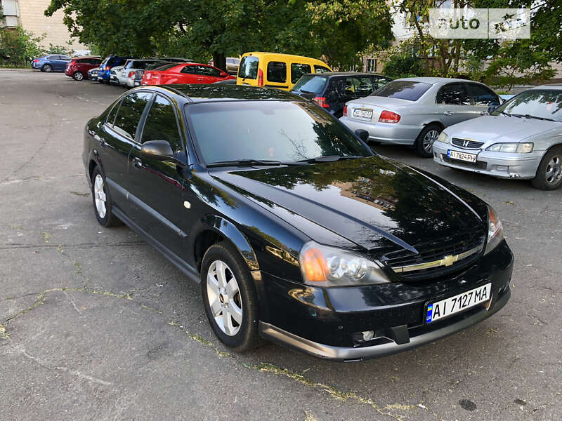 Chevrolet Evanda (2004)