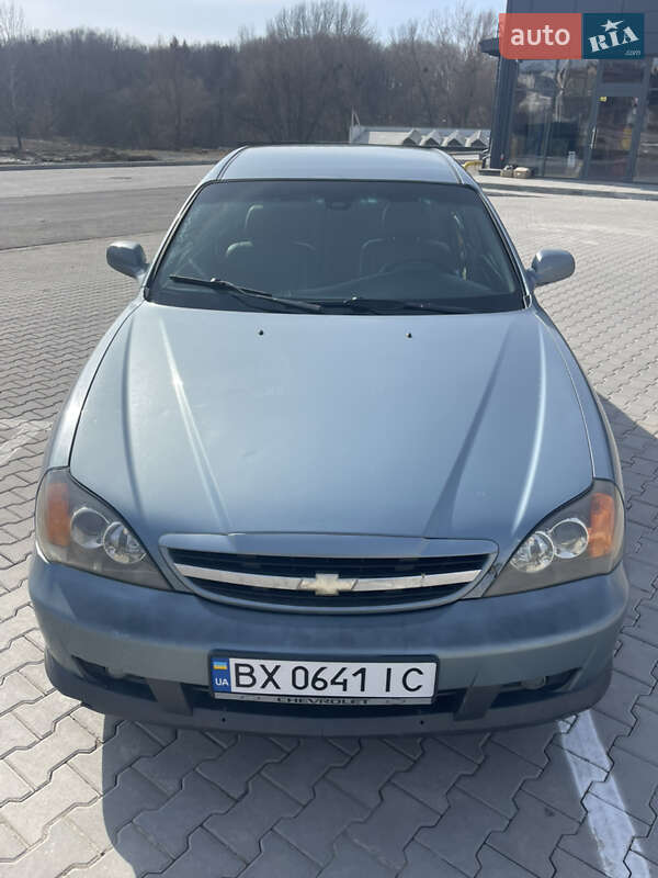 Chevrolet Evanda (2005)