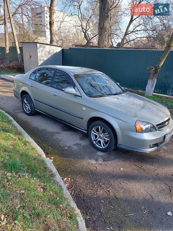 Chevrolet Evanda (2005)