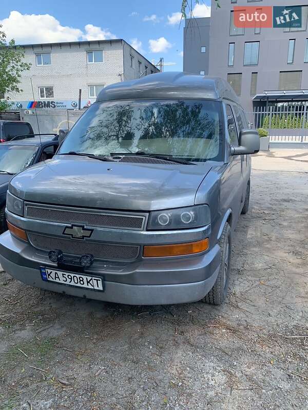 Chevrolet Express (2008)