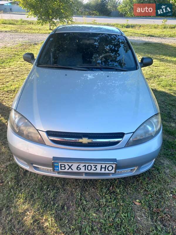 Chevrolet Lacetti (2008)