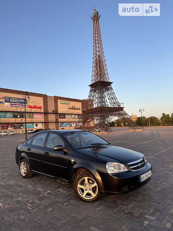 Chevrolet Lacetti (2008)