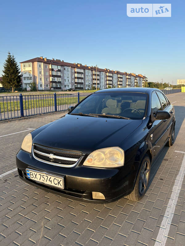 Chevrolet Lacetti (2005)
