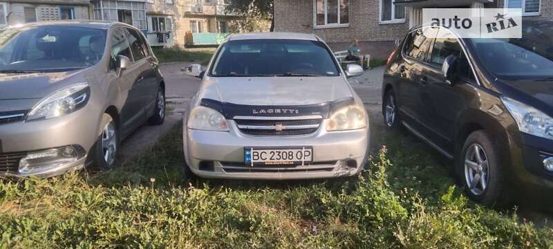 Chevrolet Lacetti (2005)