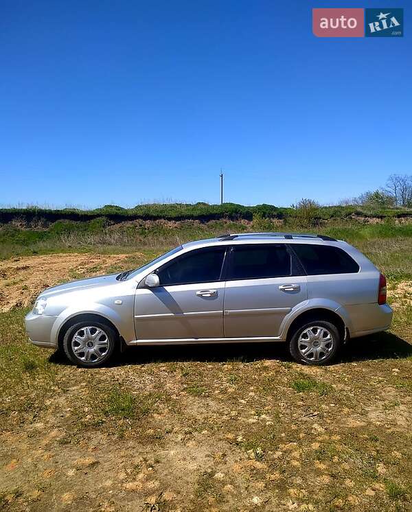 Chevrolet Lacetti (2005)