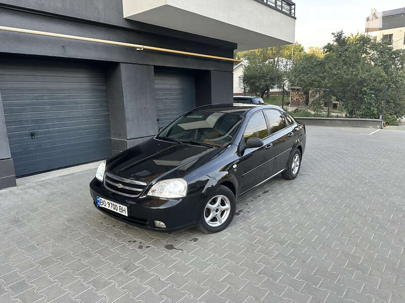 Chevrolet Lacetti (2005)
