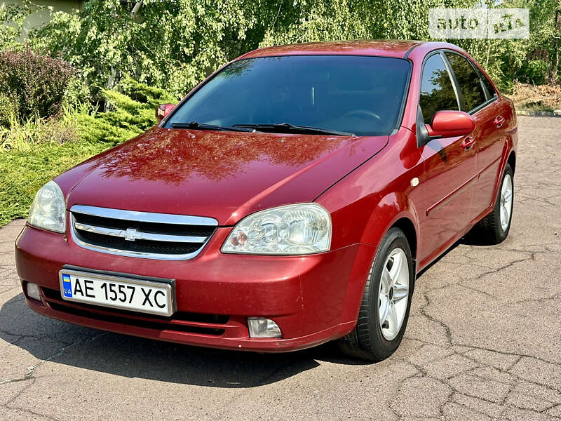 Chevrolet Lacetti (2004)