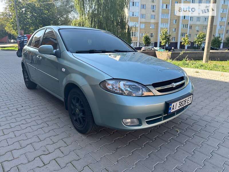 Chevrolet Lacetti (2008)