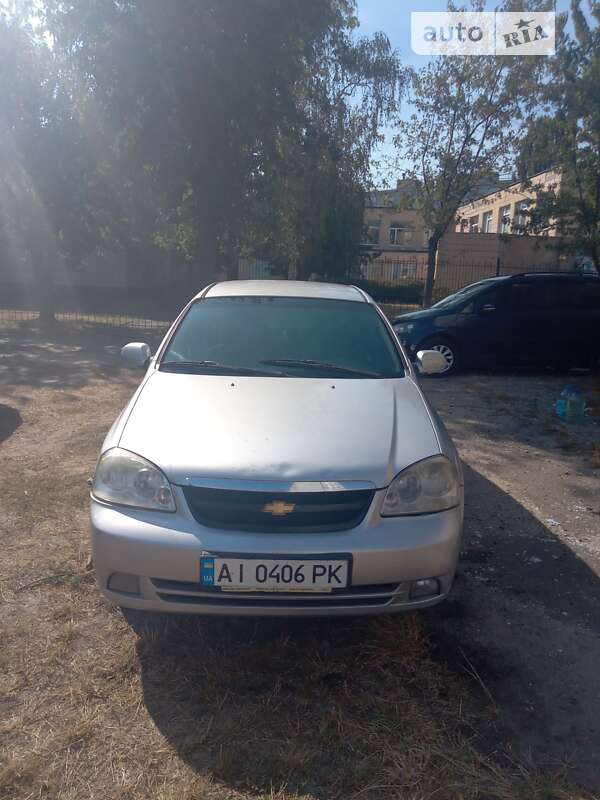 Chevrolet Lacetti (2005)