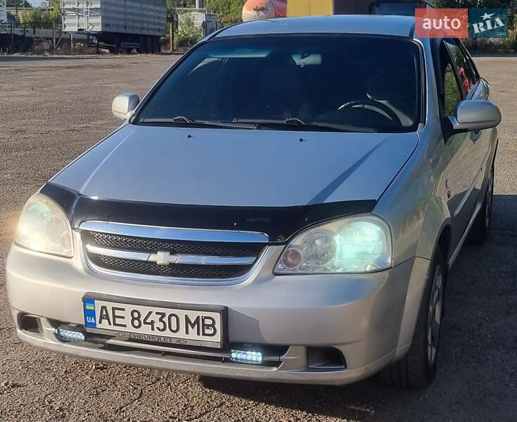 Chevrolet Lacetti (2008)