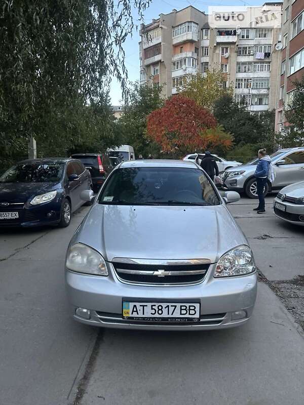 Chevrolet Lacetti (2005)