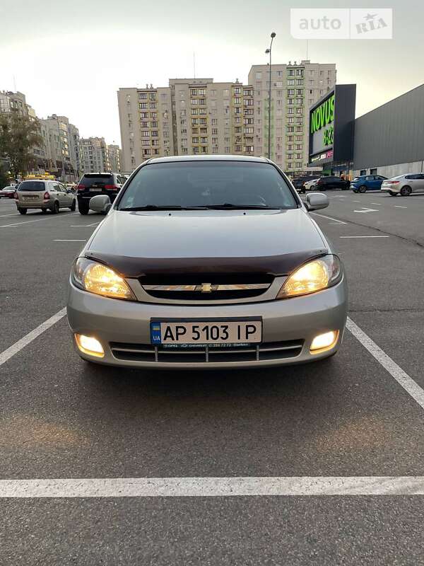 Chevrolet Lacetti (2006)