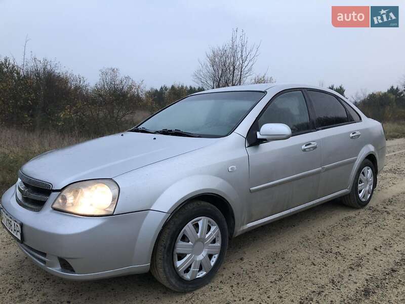 Chevrolet Lacetti (2008)