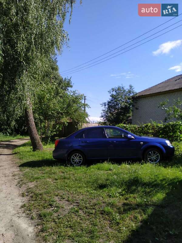 Chevrolet Lacetti (2005)