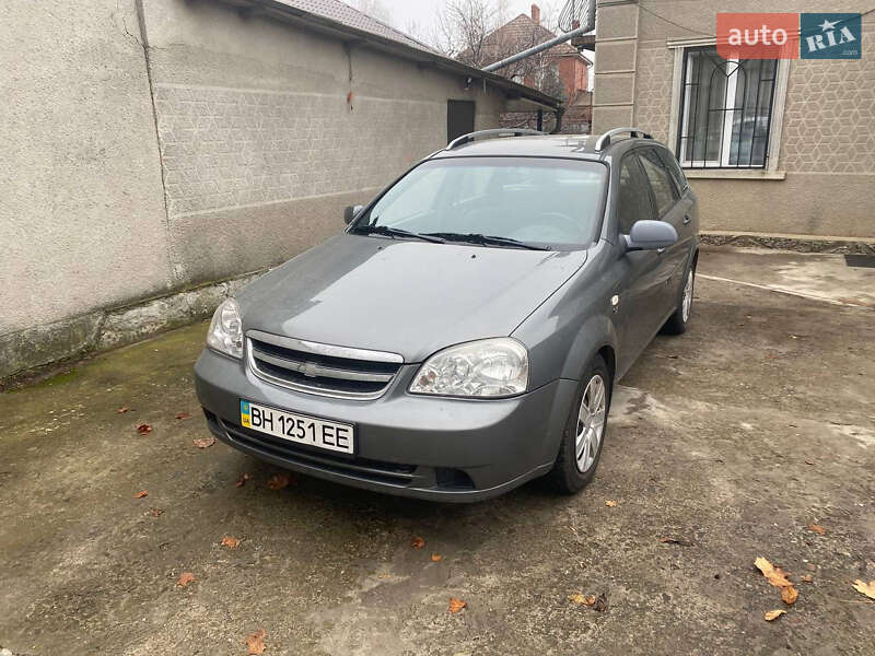 Chevrolet Lacetti (2012)