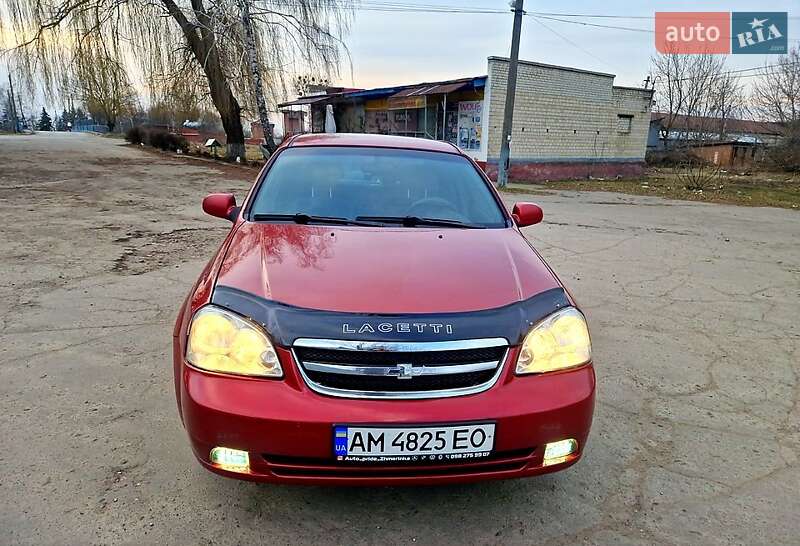 Chevrolet Lacetti (2005)