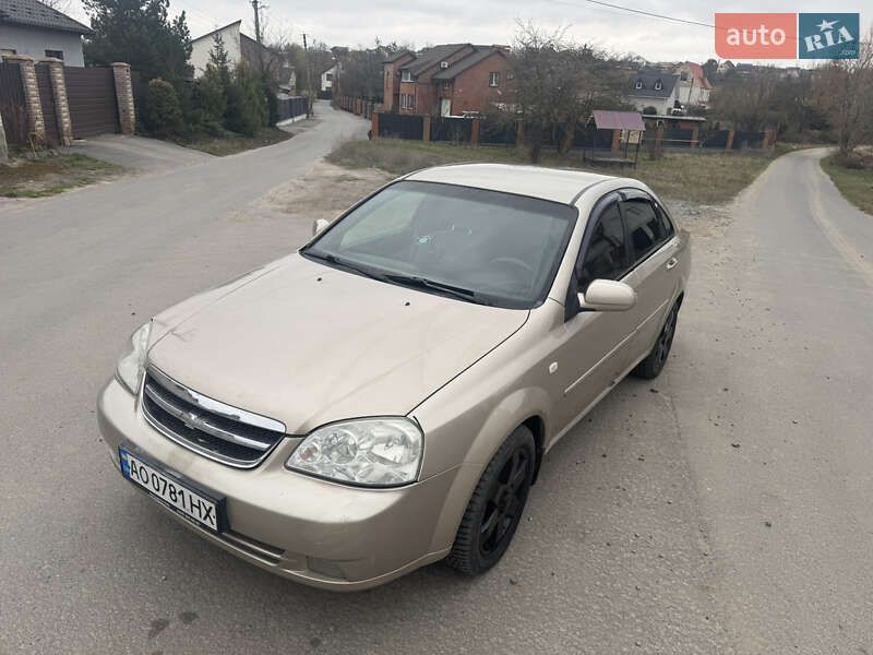 Chevrolet Lacetti (2006)