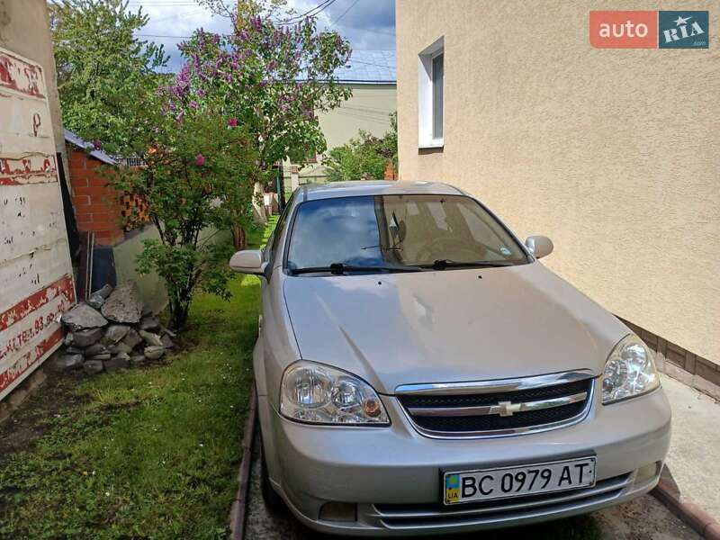 Chevrolet Lacetti (2006)
