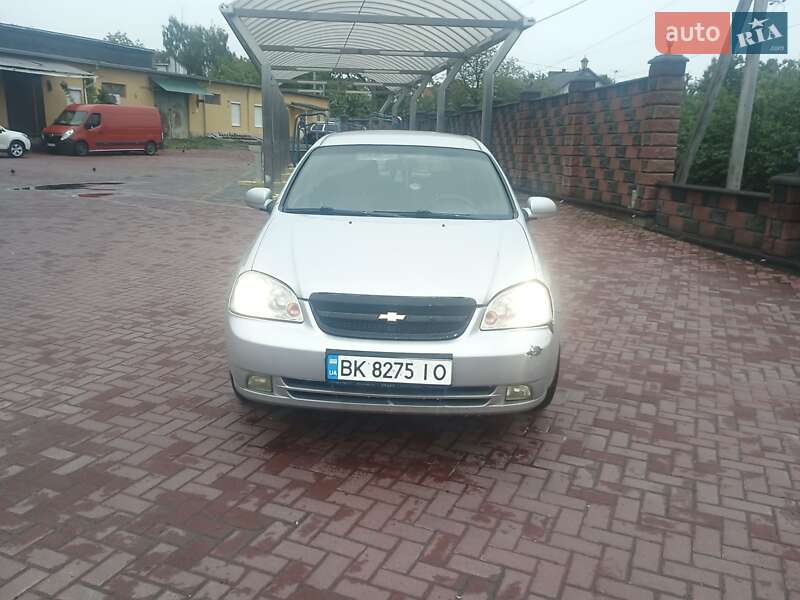Chevrolet Lacetti (2006)