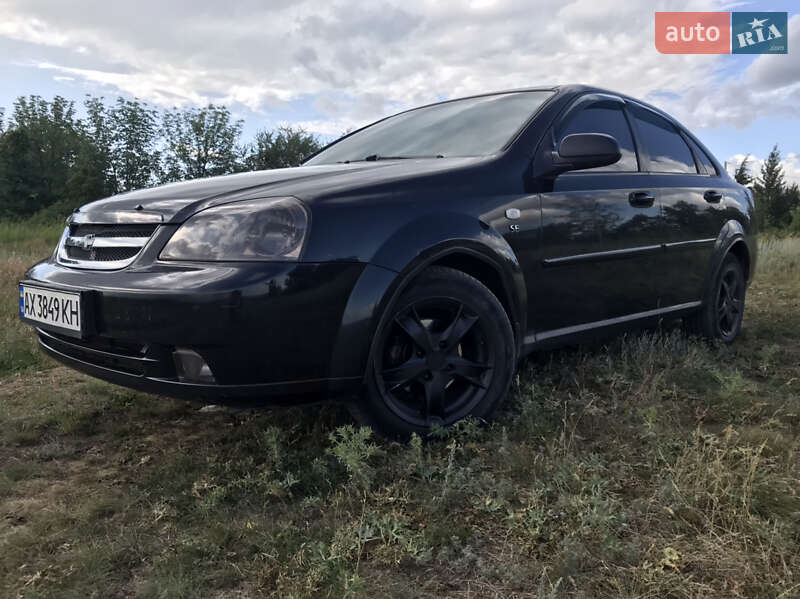 Chevrolet Lacetti (2005)