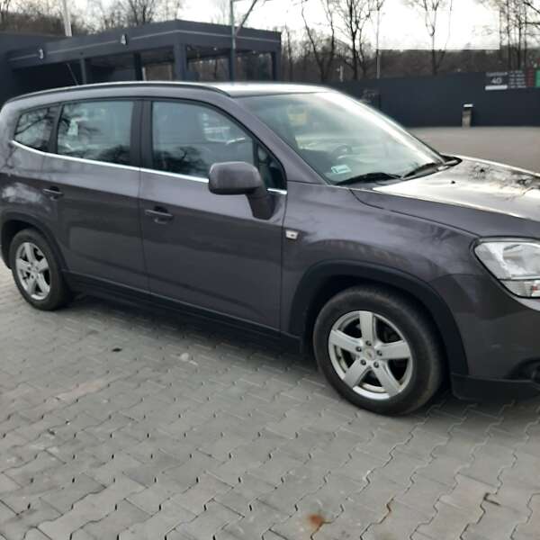 Chevrolet Orlando (2011)