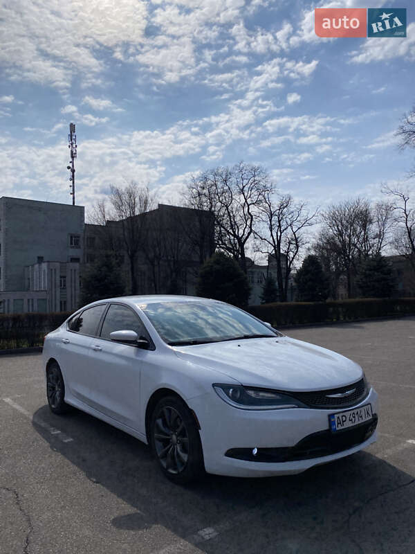 Chrysler 200 (2015)