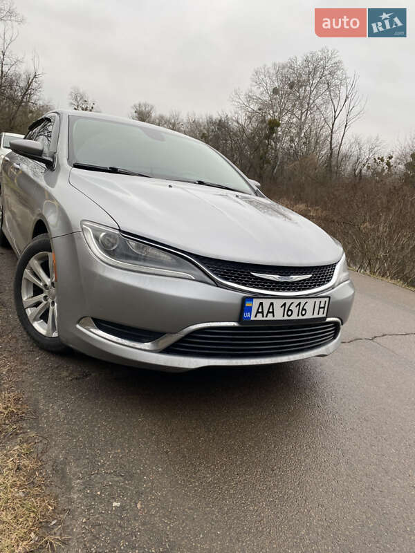 Chrysler 200 (2015)