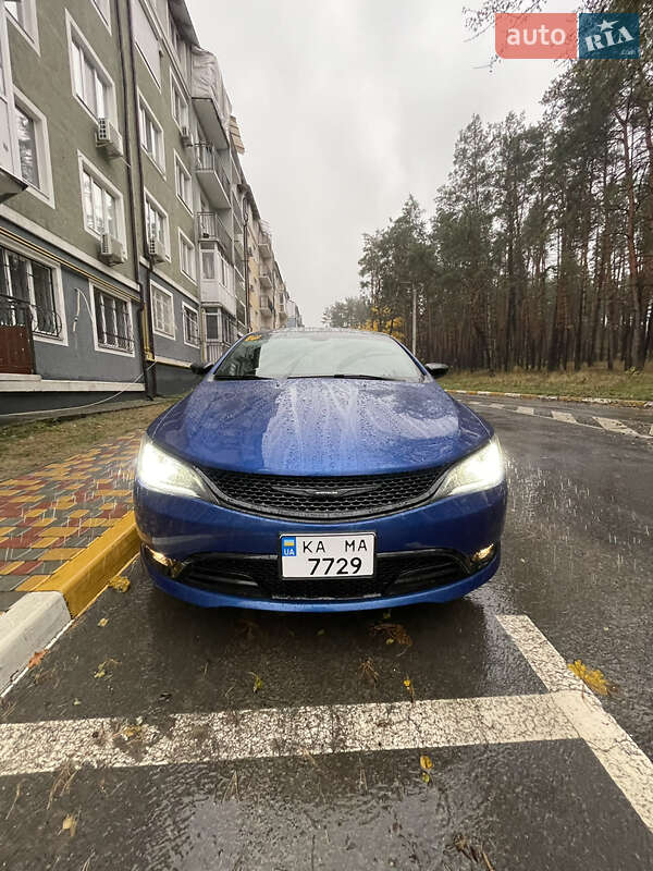 Chrysler 200 (2015)