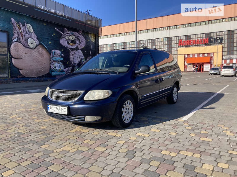 Chrysler Grand voyager (2003)