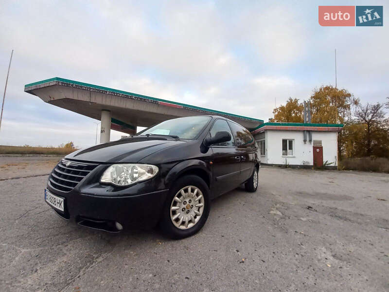 Chrysler Grand voyager (2006)