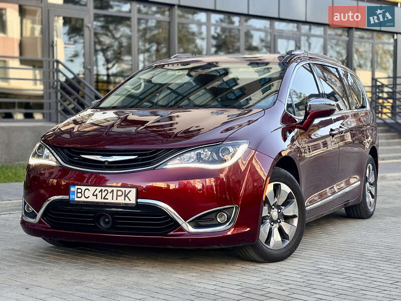 Chrysler Pacifica (2017)